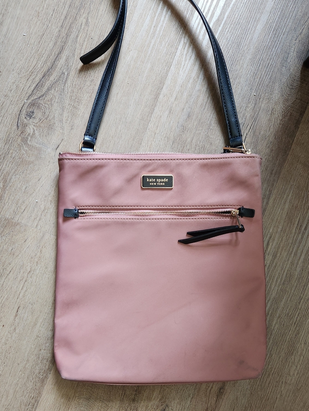 Kate Spade New York Dawn Flat Crossbody Bag Pink